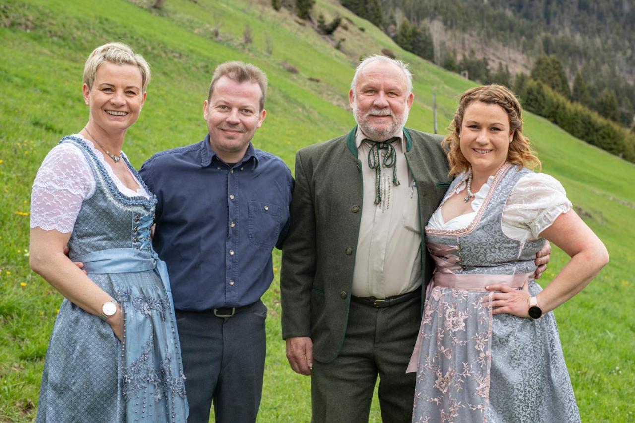 Gasthof Jagawirt Sankt Jakob in Defereggen Exterior foto